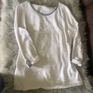 Women shirt size M